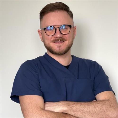 Wiktor Krampikowski-Michcik – Ginekolog